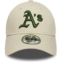 casquette-courbee-beige-ajustable-avec-logo-vert-9forty-league-essential-oakland-athletics-mlb-new-era