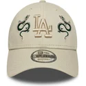 bezowa-czapka-z-zakrzywionym-daszkiem-regulowana-z-bezowym-logo-9forty-icon-dragon-los-angeles-dodgers-mlb-od-new-era