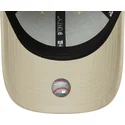 bezowa-czapka-z-zakrzywionym-daszkiem-regulowana-z-bezowym-logo-9forty-icon-dragon-los-angeles-dodgers-mlb-od-new-era
