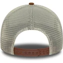 brazowa-czapka-trucker-a-frame-suede-oval-patch-marki-new-era