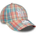 rozowo-niebieska-regulowana-czapka-z-daszkiem-dla-kobiet-9forty-check-new-york-yankees-mlb-od-new-era
