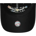 czarna-zakrzywiona-regulowana-czapka-dla-kobiet-9forty-floral-script-new-york-yankees-mlb-od-new-era