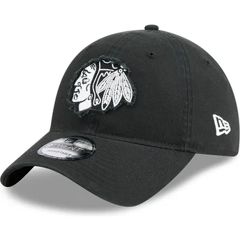 Czarna zakrzywiona czapka regulowana 9TWENTY Stamp Chicago Blackhawks NHL od New Era