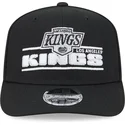czarna-zakrzywiona-czapka-snapback-9seventy-stretch-snap-stated-los-angeles-kings-nhl-od-new-era