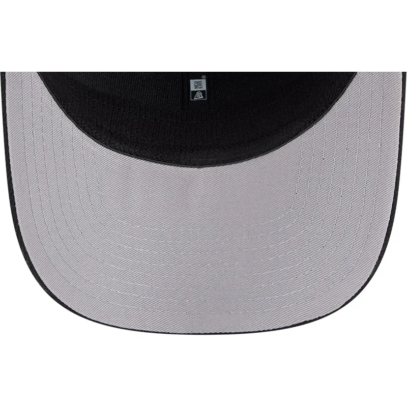 schwarze-snapback-kappe-mit-gebogenem-schirm-9seventy-stretch-snap-stated-der-san-jose-sharks-nhl-von-new-era