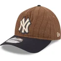 new-era-curved-brim-9twenty-a-frame-wool-pinstripe-new-york-yankees-mlb-brown-and-navy-blue-adjustable-cap