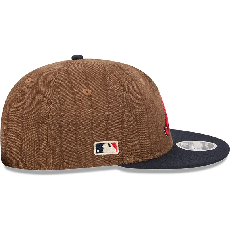 brazowa-i-granatowa-regulowana-czapka-z-daszkiem-9fifty-retro-crown-wool-pinstripe-atlanta-braves-mlb-new-era