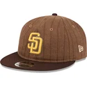 verstellbare-braune-flat-brim-cap-9fifty-retro-crown-wool-pinstripe-der-san-diego-padres-mlb-von-new-era