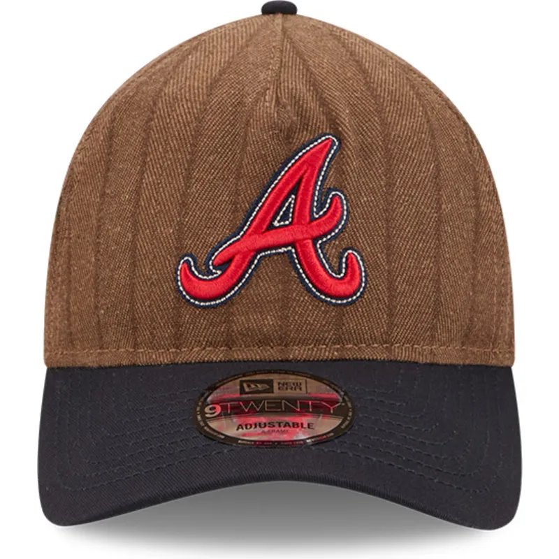 braune-und-marineblaue-verstellbare-curved-cap-9twenty-a-frame-wool-pinstripe-der-atlanta-braves-mlb-von-new-era