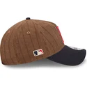 casquette-courbee-marron-et-bleue-marine-ajustable-9twenty-a-frame-wool-pinstripe-boston-red-sox-mlb-new-era