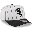 chicago-white-sox-mlb-new-era-9fifty-a-frame-satin-pinstripe-vit-och-svart-snapback-bojd-keps