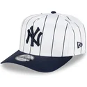 new-york-yankees-mlb-9fifty-a-frame-satin-pinstripe-snapback-weiss-und-marineblau-kappe-von-new-era