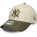 justerbar-beige-och-gron-bojd-keps-9forty-side-patch-new-york-yankees-mlb-fran-new-era
