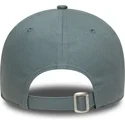 verstellbare-graue-curved-cap-mit-grauem-logo-9forty-league-essential-der-new-york-yankees-mlb-von-new-era