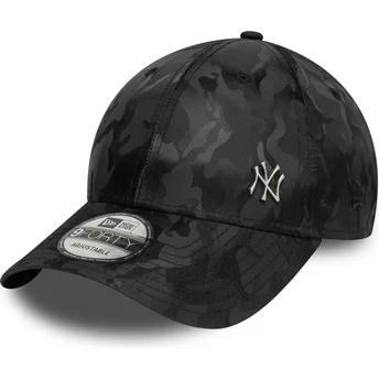 Gorra curva camuflaje negro ajustable 9FORTY Flawless Pin de New York Yankees MLB de New Era