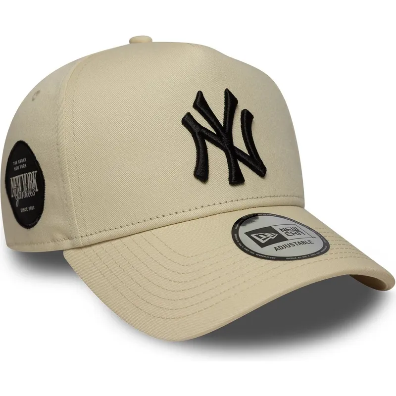 beige-gebogener-snapback-9forty-e-frame-side-patch-cap-der-new-york-yankees-mlb-von-new-era
