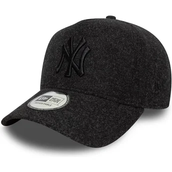 New Era New York Yankees MLB 9FORTY E Frame Melton Schwarze Snapback-Kappe mit gebogenem Schirm und schwarzem Logo