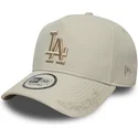 beige-gebogener-snapback-cap-mit-logo-beige-9forty-e-frame-tonal-icon-von-los-angeles-dodgers-mlb-von-new-era