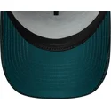 gorra-curva-verde-snapback-9forty-e-frame-patch-cord-de-new-era