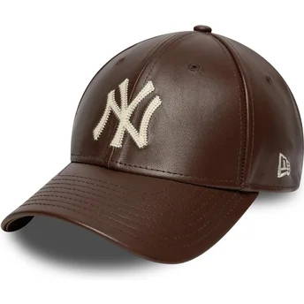 Brun böjd justerbar keps 9FORTY M-Crown Img Leather från New York Yankees MLB av New Era