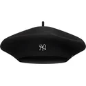 svart-dammossa-pin-wool-beret-fran-new-york-yankees-mlb-av-new-era