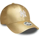 justerbar-gyllene-bojd-keps-for-kvinnor-9forty-metallic-new-york-yankees-mlb-fran-new-era
