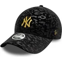 new-era-new-york-yankees-mlb-9forty-leo-velour-metallic-svart-justerbar-keps-for-kvinnor-med-gul-logotyp