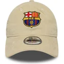 beige-verstellbare-curved-cap-von-fc-barcelona-laliga-9twenty-cord-von-new-era