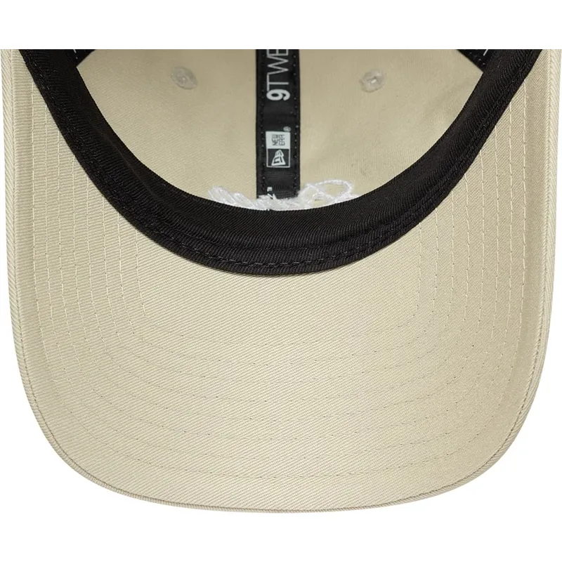 gorra-curva-beige-ajustable-para-mujer-de-fc-barcelona-laliga-9twenty-wordmark-de-new-era