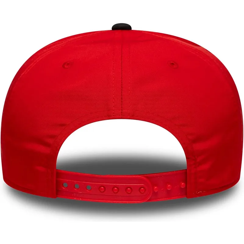 schwarze-und-rote-gebogene-kappe-snapback-9seventy-stretch-snap-print-von-ducati-motor-motogp-von-new-era