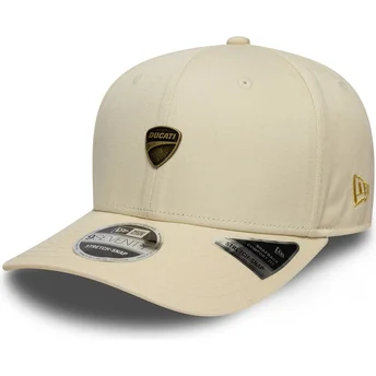 Gorra curva beige snapback 9SEVENTY Stretch Snap Seasonal de Ducati Motor MotoGP de New Era
