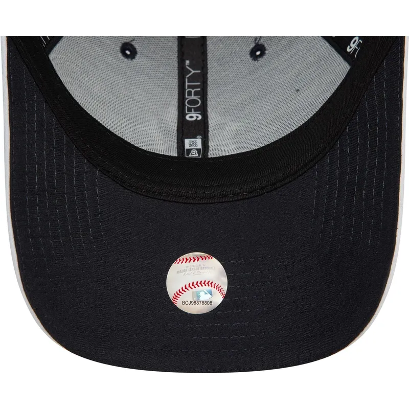 new-era-curved-brim-9forty-microfibre-new-york-yankees-mlb-navy-blue-adjustable-cap
