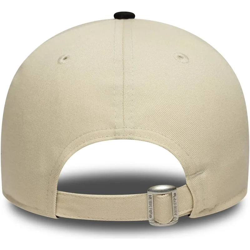 casquette-courbee-beige-et-noire-ajustable-9forty-colour-block-chicago-bulls-nba-new-era