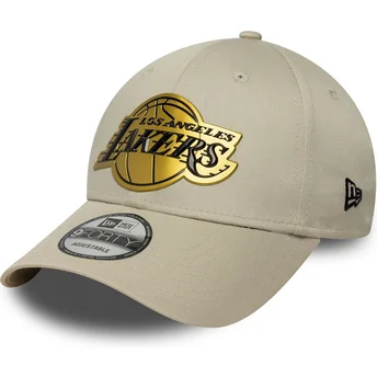 Beige gebogene Snapback-Kappe 9FORTY Metallic der Los Angeles Lakers NBA von New Era