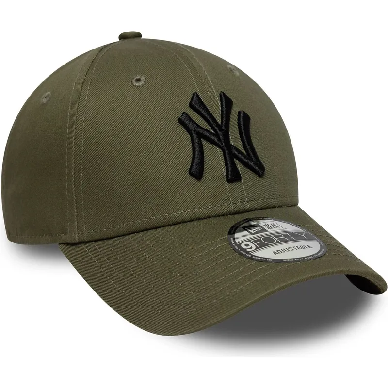 gorra-curva-verde-ajustable-con-logo-negro-9forty-league-essential-de-new-york-yankees-mlb-de-new-era