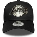 svart-bojd-keps-snapback-9forty-e-frame-metallic-los-angeles-lakers-nba-fran-new-era