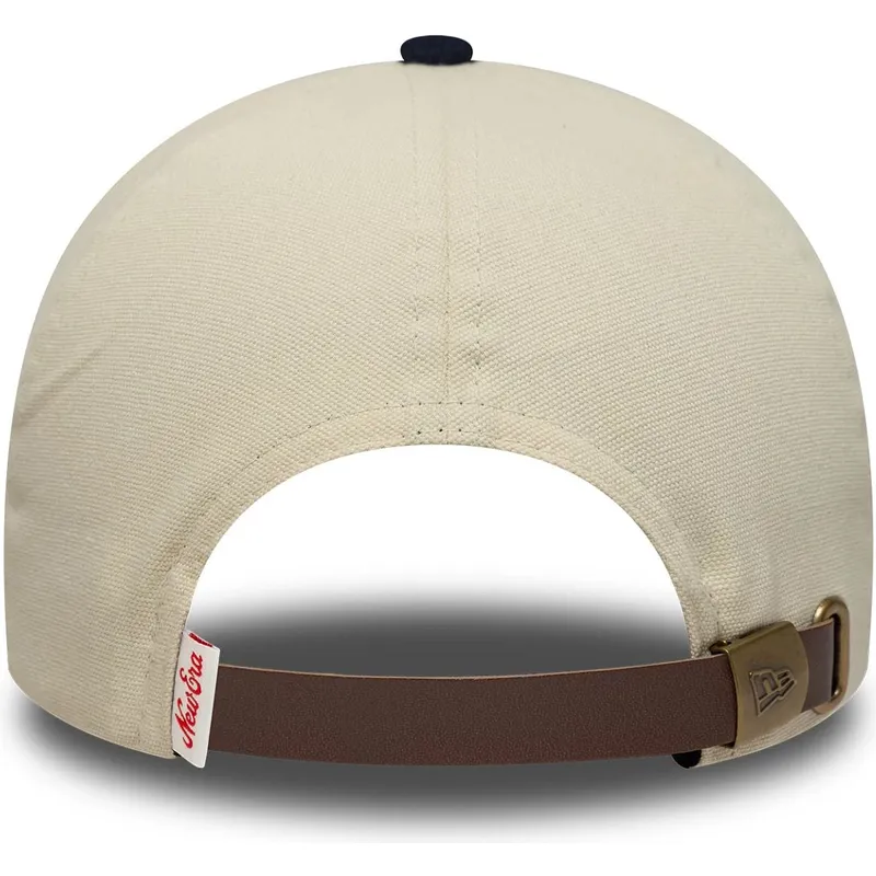 gorra-curva-beige-y-azul-marino-ajustable-9forty-e-frame-patch-suede-de-new-era