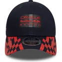 marineblaue-und-rote-gebogene-snapback-kappe-9forty-m-crown-visor-print-von-red-bull-racing-formula-1-von-new-era