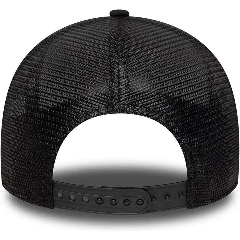 trucker-9forty-m-crown-graphic-new-era