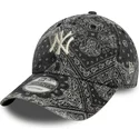 new-era-curved-brim-9twenty-washed-paisley-new-york-yankees-mlb-black-adjustable-cap