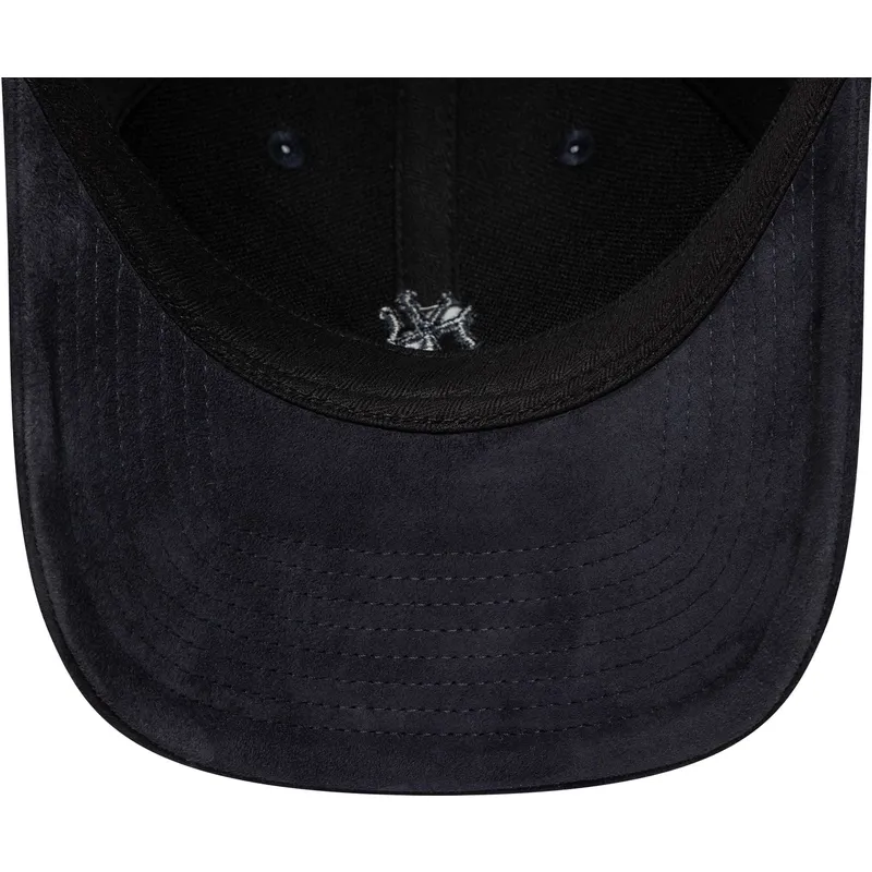 marineblaue-verstellbare-curved-cap-mit-marineblauen-logo-9twenty-suede-der-new-york-yankees-mlb-von-new-era
