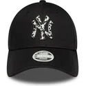 svart-justerbar-kurvad-keps-for-dam-9forty-animal-infill-fran-new-york-yankees-mlb-av-new-era