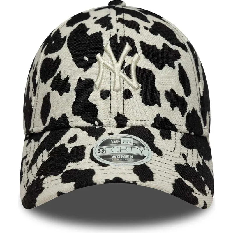 svart-och-vit-justerbar-kurvad-keps-for-dam-9forty-cow-midi-fran-new-york-yankees-mlb-av-new-era