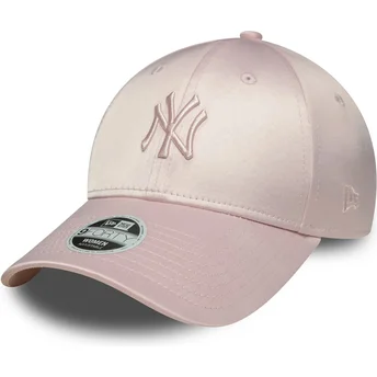 Casquette courbée rose ajustable avec logo rose pour femme 9FORTY Satin New York Yankees MLB New Era