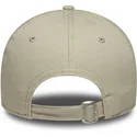 beige-gebogene-verstellbare-damenkappe-9twenty-washed-mini-der-new-york-yankees-mlb-von-new-era
