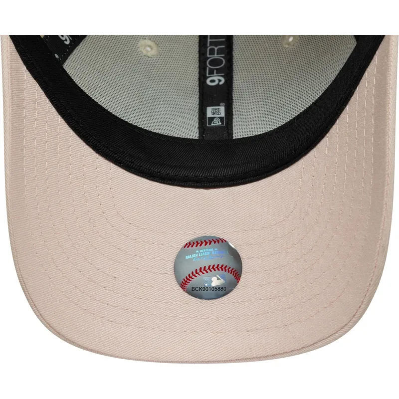 gorra-curva-beige-y-rosa-ajustable-para-nino-9forty-league-essential-de-los-angeles-dodgers-mlb-de-new-era