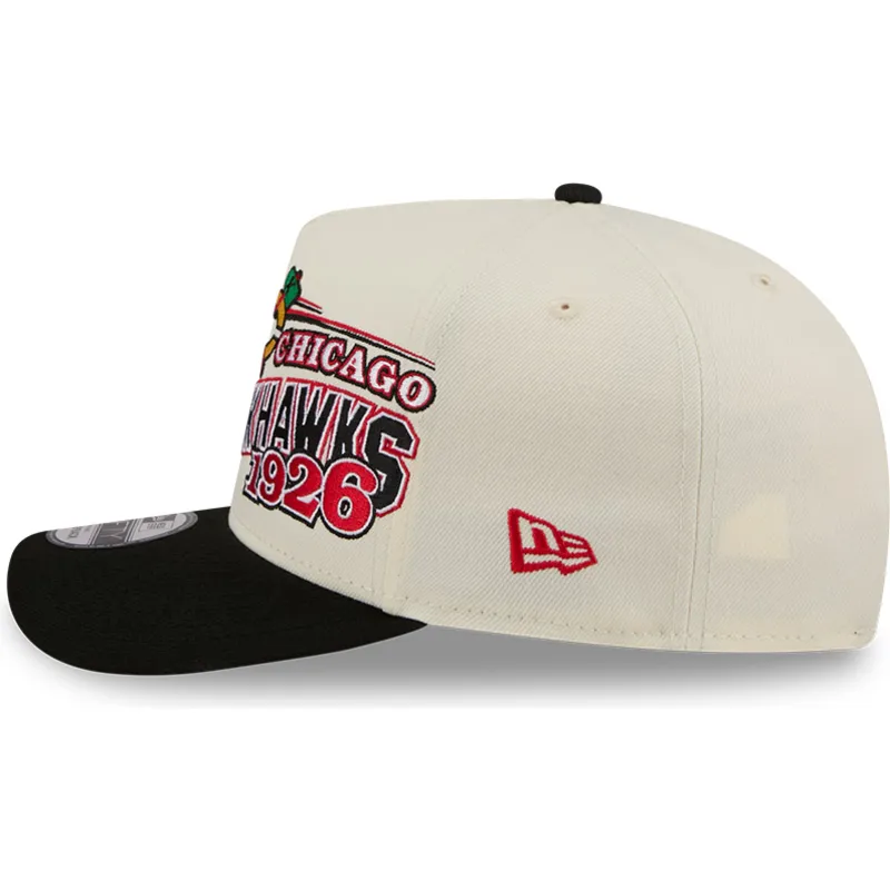 bezowo-czarna-zakrzywiona-czapka-snapback-9fifty-a-frame-classic-chicago-blackhawks-nhl-new-era