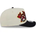 casquette-courbee-beige-et-noire-snapback-9fifty-a-frame-classic-atlanta-braves-mlb-new-era