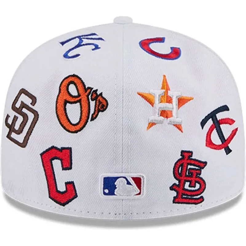 biala-dopasowana-czapka-z-daszkiem-59fifty-all-over-mlb-new-era