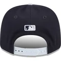 marineblaue-gebogene-snapback-kappe-9seventy-stretch-snap-flower-der-new-york-yankees-mlb-von-new-era